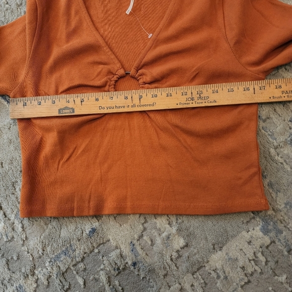 NWOT Free People cropped sweater - Picture 14 of 16